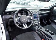 Ford Mustang 32