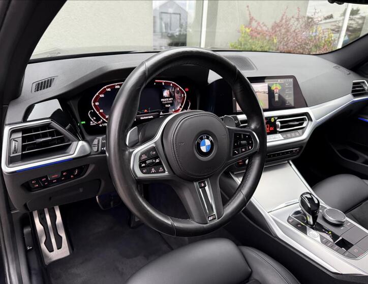 BMW Řada 3 16