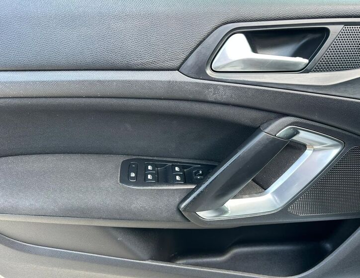 Peugeot 308 15