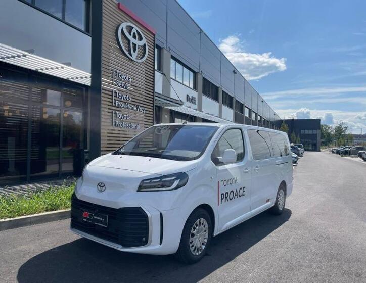 Toyota ProAce Verso 1