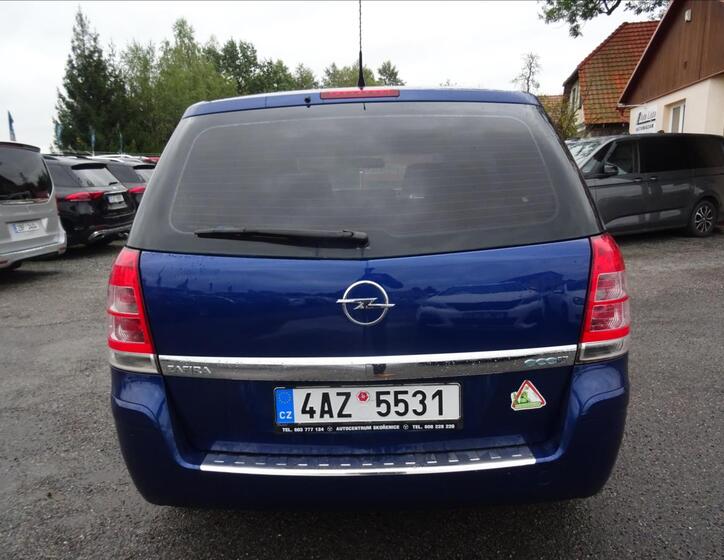 Opel Zafira 5