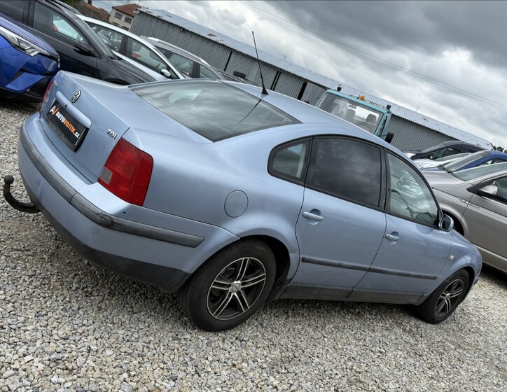 Volkswagen Passat 5
