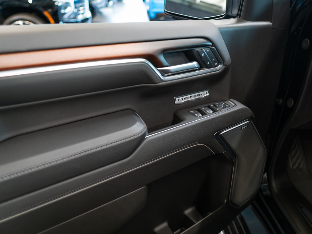 GMC Sierra