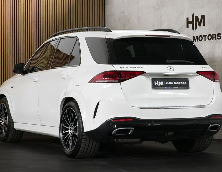 Mercedes-Benz GLE 2