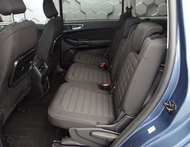 Ford Galaxy 24