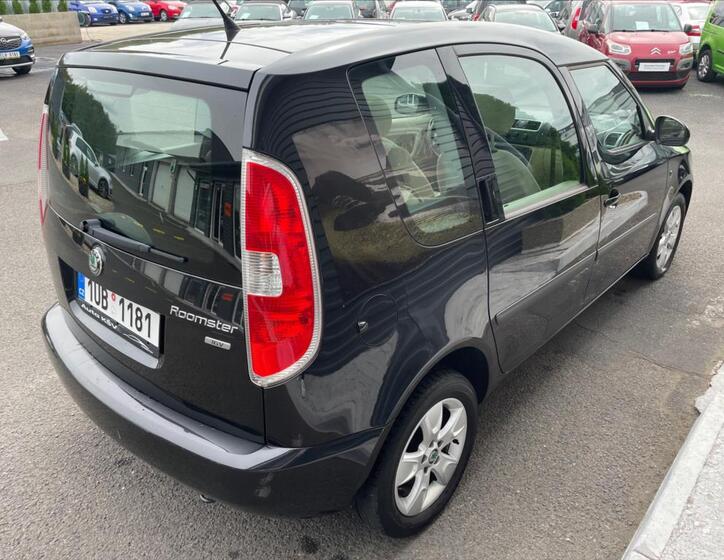 Škoda Roomster 7