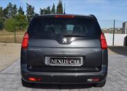 Peugeot 5008 6