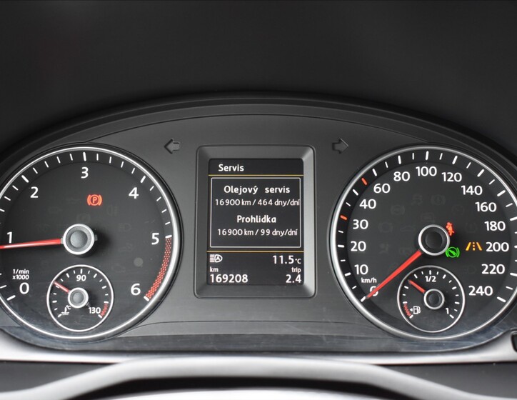 Volkswagen Caddy 33