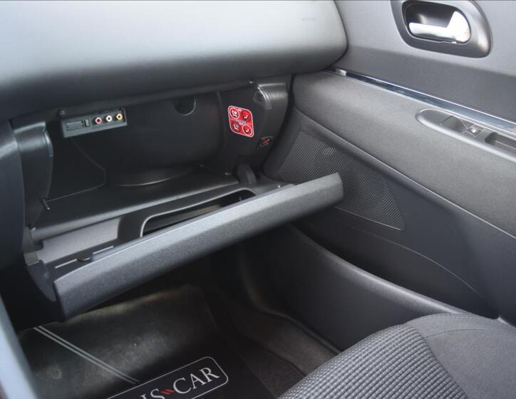 Peugeot 5008 49