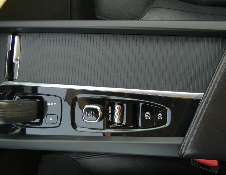 Volvo XC60 16