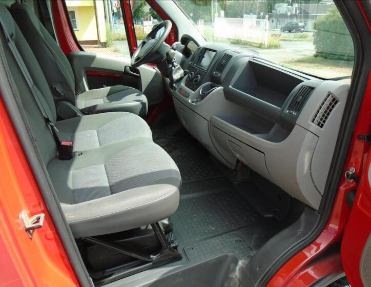 Peugeot Boxer 9