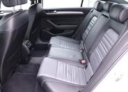 Volkswagen Passat 16