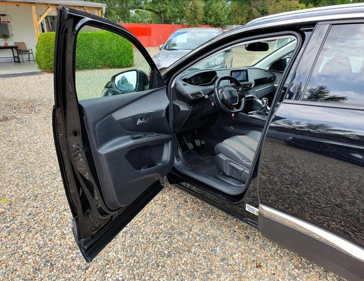 Peugeot 5008 7