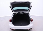 Volkswagen Passat 9