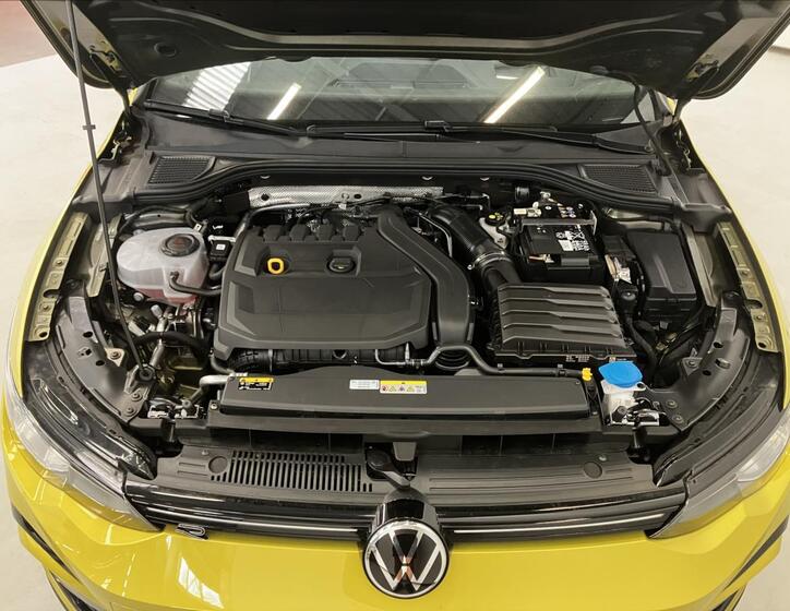 Volkswagen Golf 25