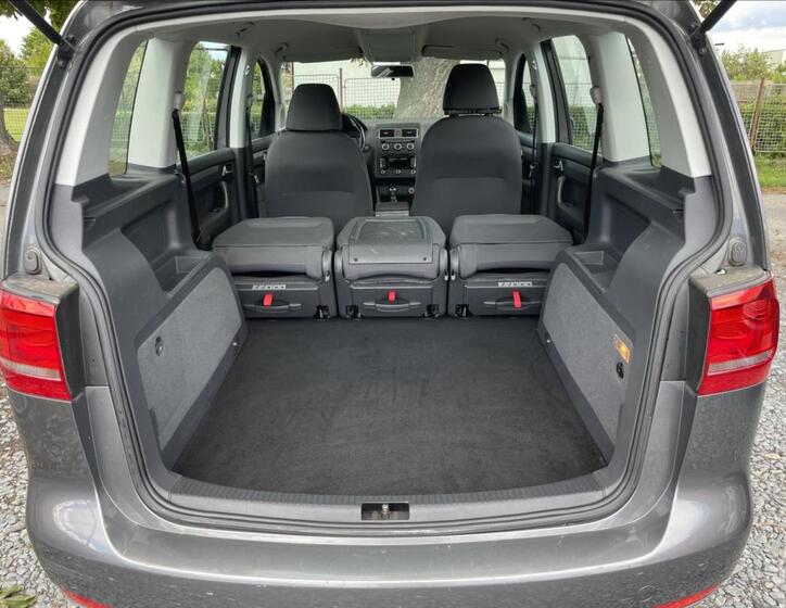 Volkswagen Touran 37