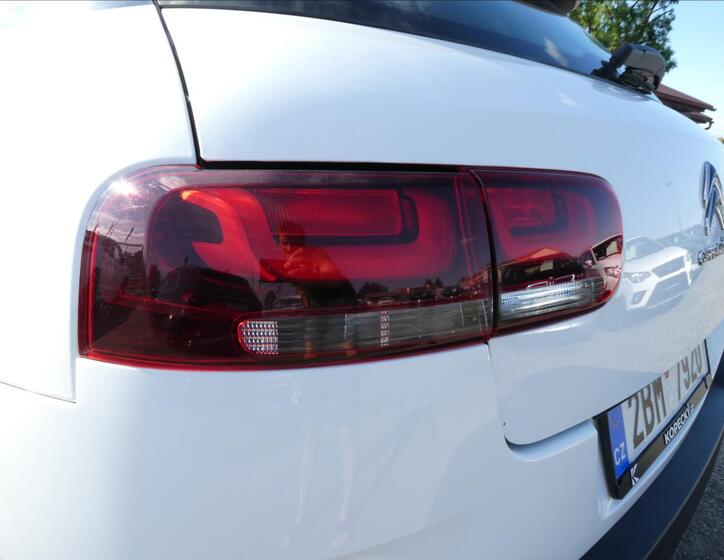 Citroën C4 Cactus 11