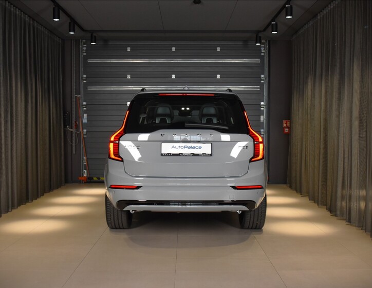 Volvo XC90 5
