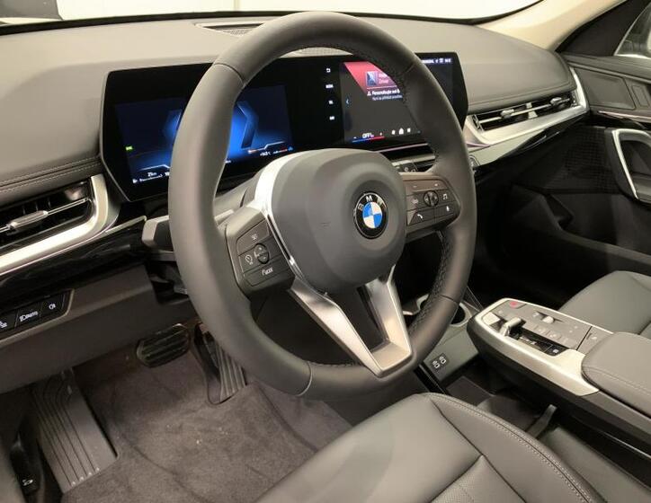 BMW X1 6