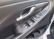 Hyundai i30 28
