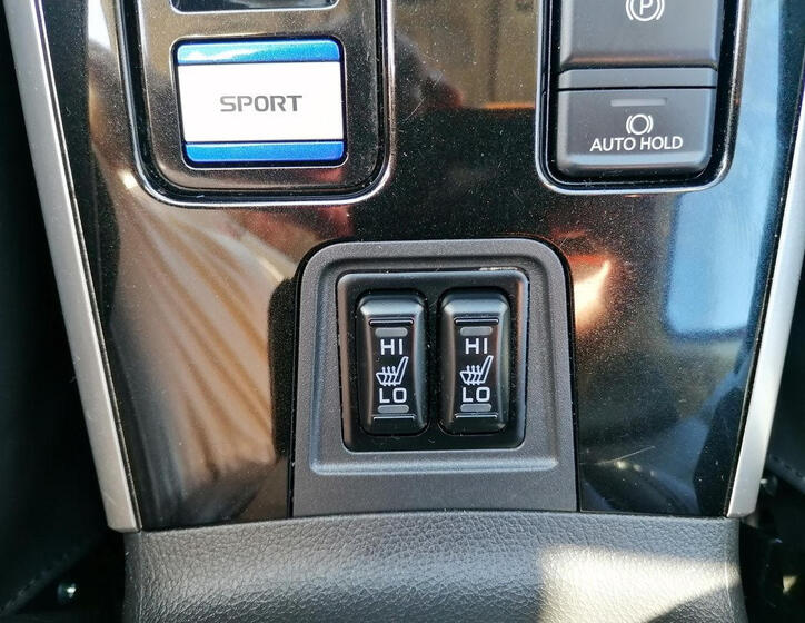 Mitsubishi Outlander 16