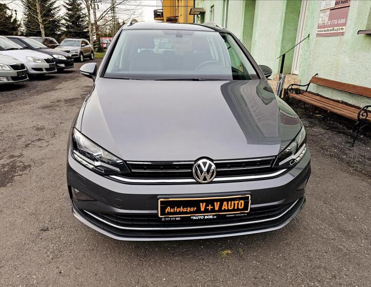 Volkswagen Golf Sportsvan 2
