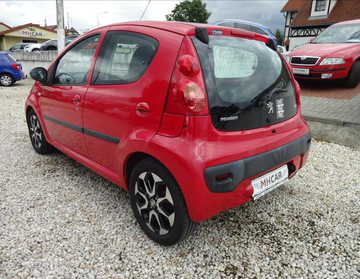 Peugeot 107 5