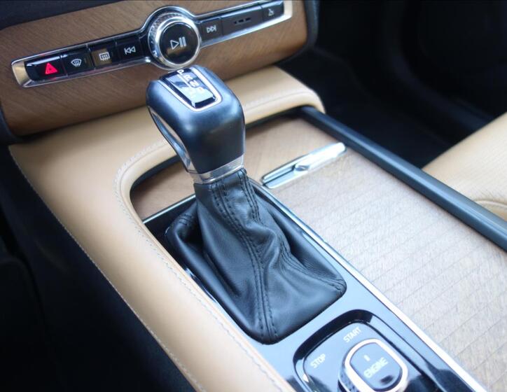 Volvo XC90 31
