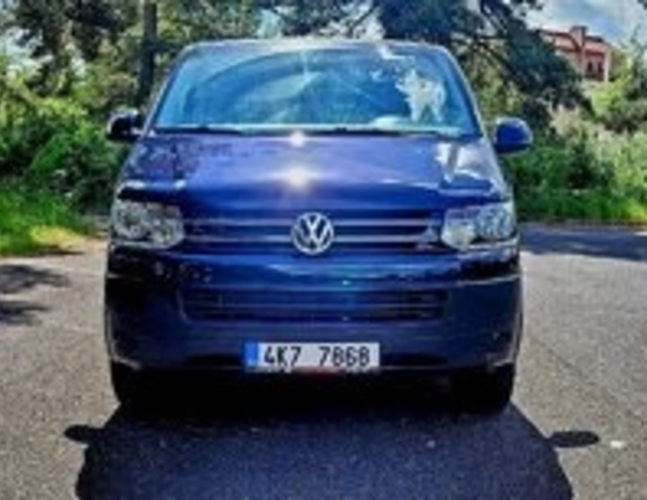 Volkswagen Caravelle 7