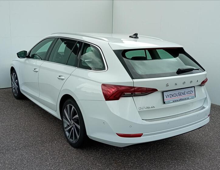 Škoda Octavia 9