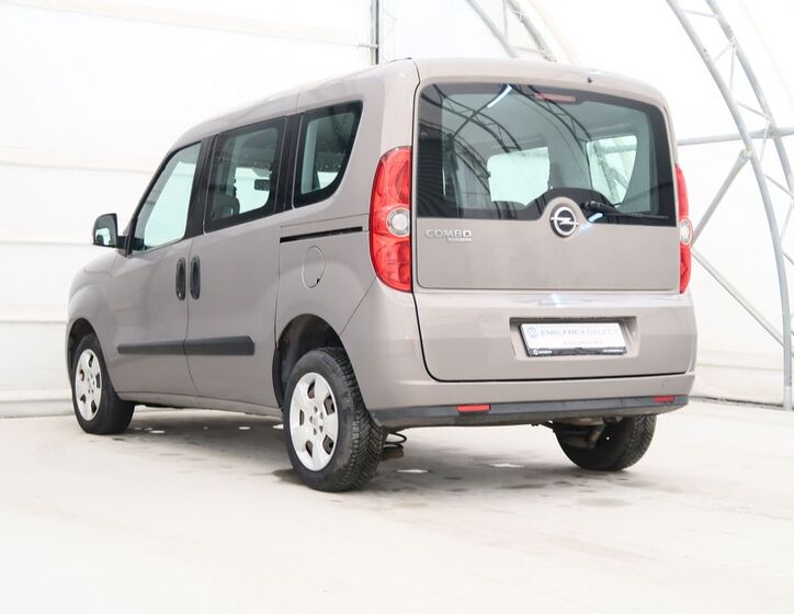 Opel Combo 8
