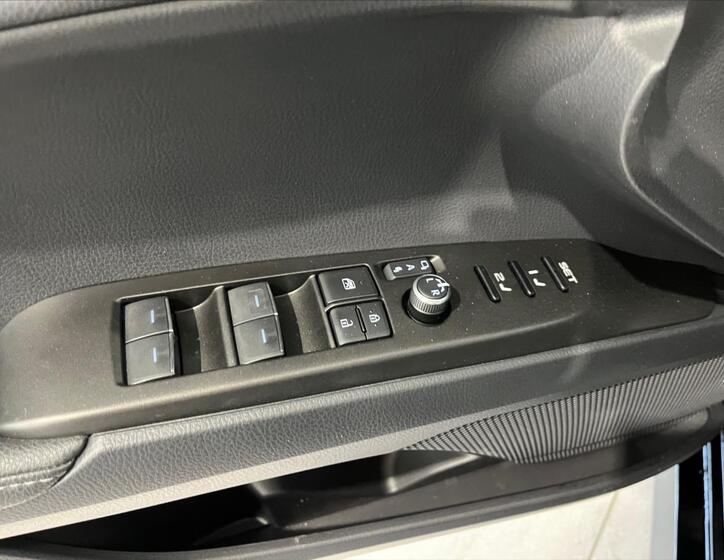 Toyota Camry 18