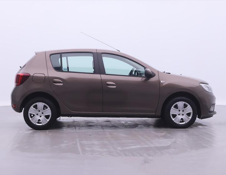 Dacia Sandero 8
