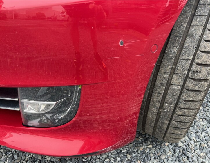 Tesla Model S 12