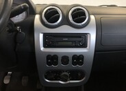 Dacia Sandero 16