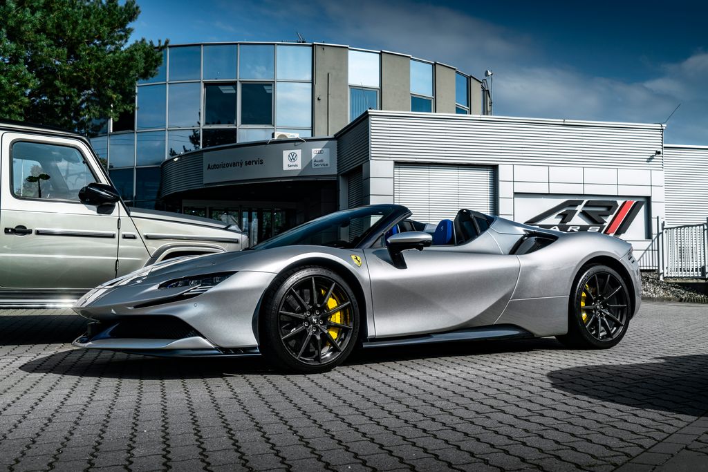 Ferrari SF90
