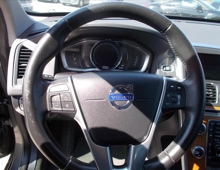 Volvo XC60 24