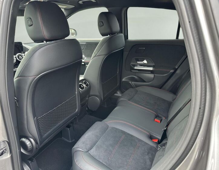 Mercedes-Benz GLA 14