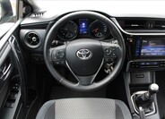 Toyota Auris 10