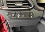 Hyundai i30 24