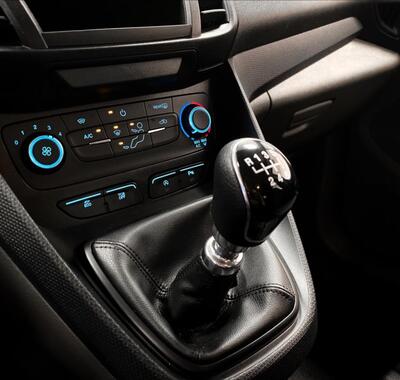 Ford Transit Connect 10