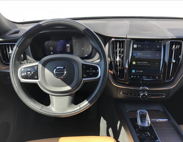 Volvo XC60 16
