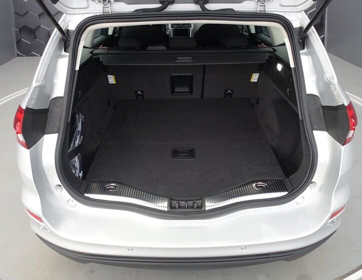 Ford Mondeo 31