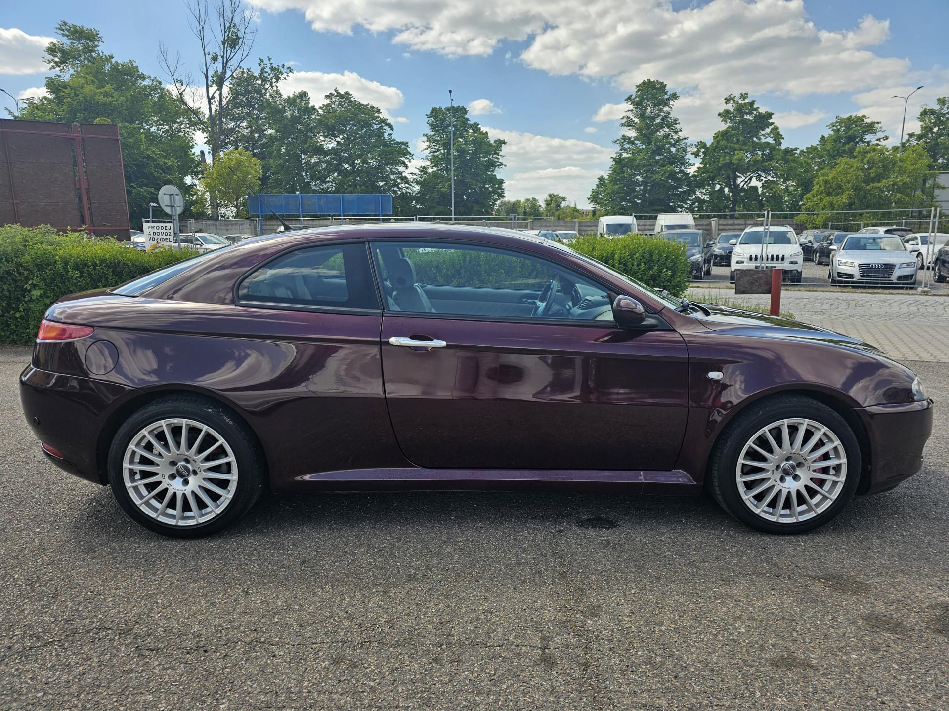 Alfa Romeo GT