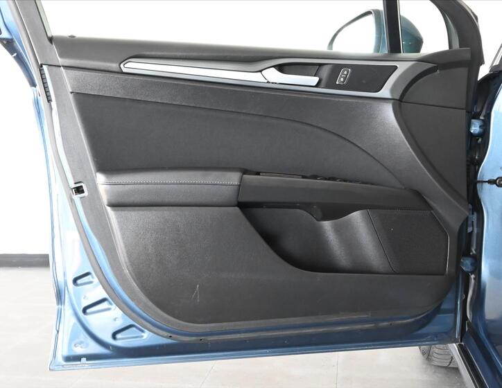 Ford Mondeo 24