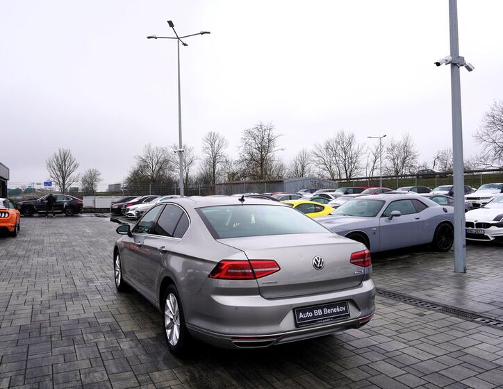 Volkswagen Passat 4