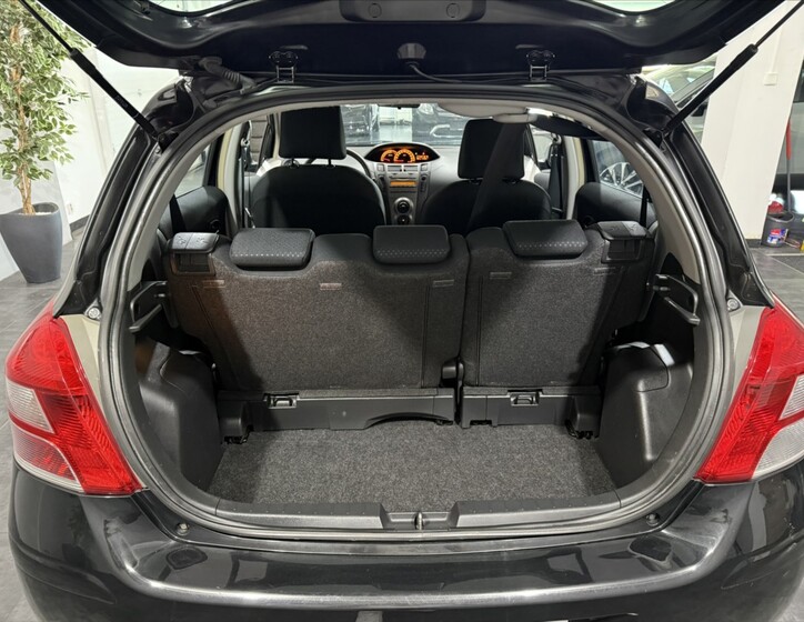 Toyota Yaris 19
