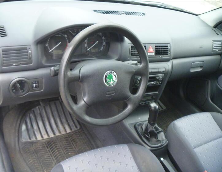Škoda Octavia 9
