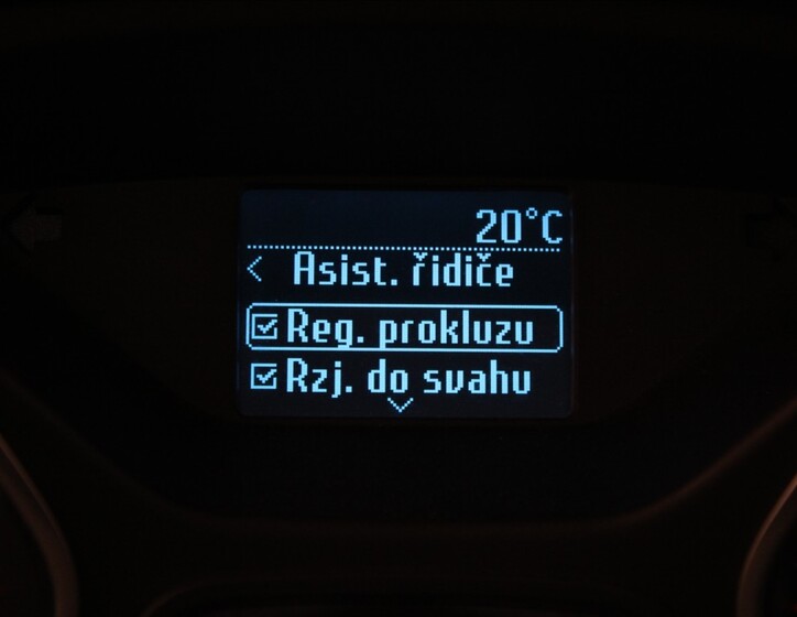 Ford Focus 10