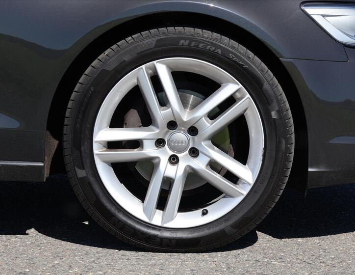 Audi A6 35